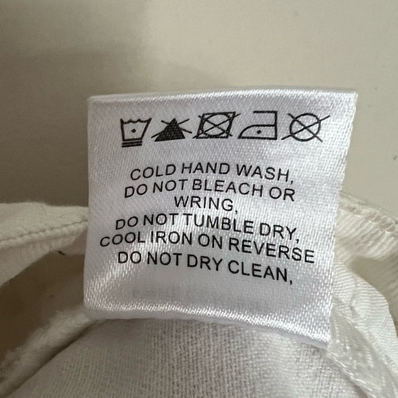 NWOT Princess Polly Pawley white denim cargo pants. - Picture 10 of 11